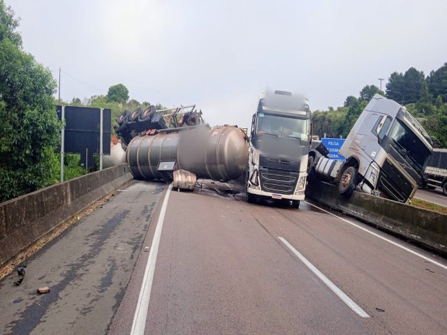 PRF ATENDE GRAVE ACIDENTE NA BR 277