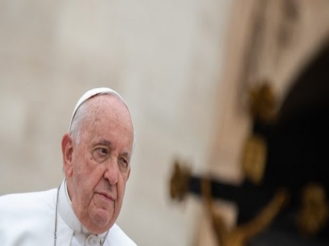 PAPA FRANCISCO CRIA FUNDO PARA VTIMAS DE ABUSOS EM PASES POBRES