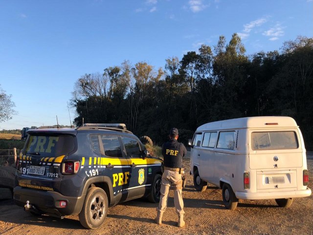 POLICIA RODOVIRIA FEDERAL RECUPERA VECULO ROUBADO