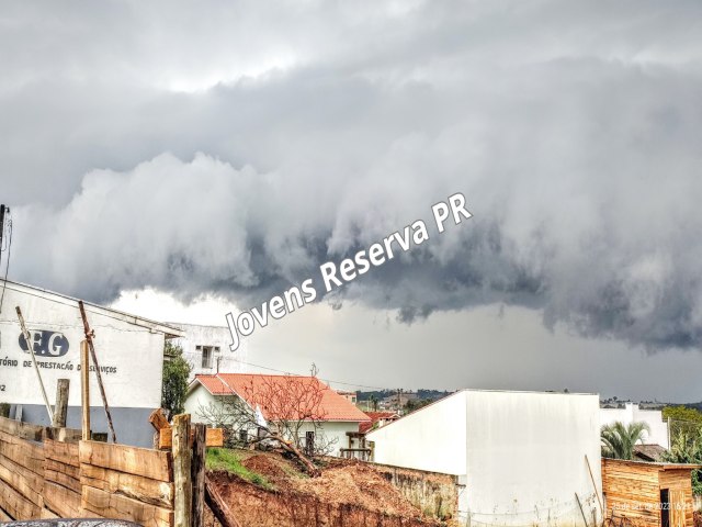 FORTE CHUVA PROVOCA PREJUZO NO INTERIOR DE RESERVA (PR)