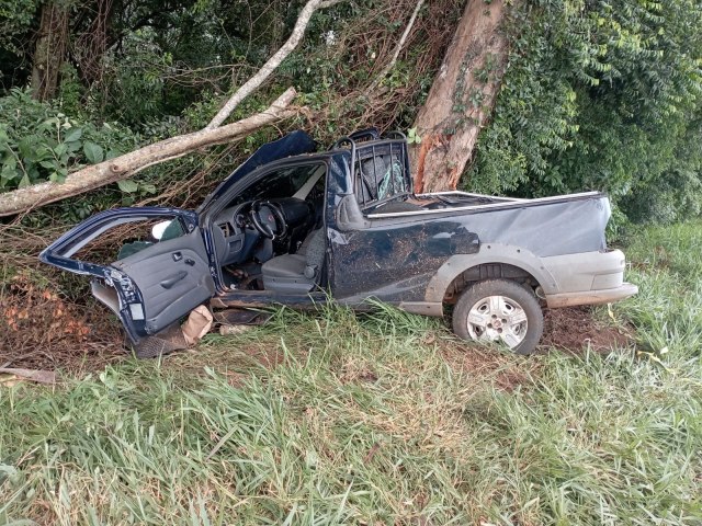 JOVEM MORRE EM GRAVE ACIDENTE NA PR-466 EM MANOEL RIBAS (PR)