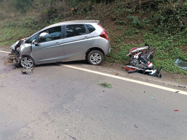 CONDUTOR DA AMBULNCIA DO SAMU DE TELMACO BORBA MORRE EM ACIDENTE 