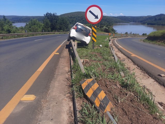 ACIDENTE ENTRE TELMACO BORBA E ORTIGUEIRA DEIXA CONDUTOR FERIDO