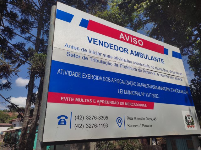 LEI DO AMBULANTE: PREFEITURA INSTALA PLACAS COM ORIENTAES EM PONTOS ESTRATGICOS