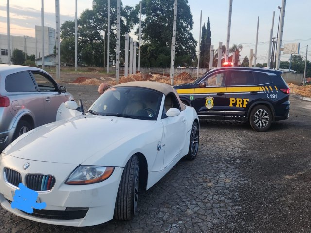 POLICIA RODOVIRIA FEDERAL RECUPERA VECULO IMPORTADO