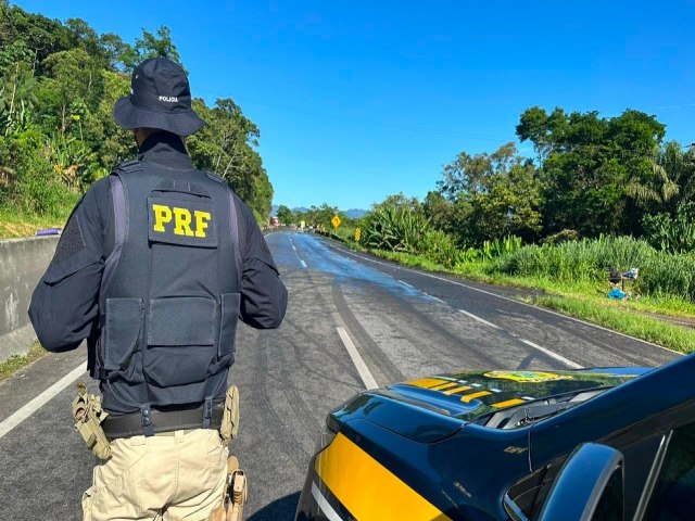 BR-277, SERRA DO MAR, EST INTERDITADA EM AMBOS OS SENTIDOS