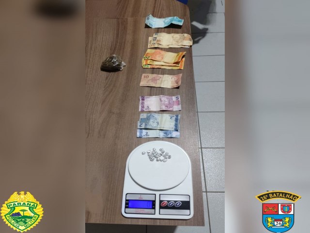 POLICIA MILITAR APREENDE DROGAS EM IMBA (PR)