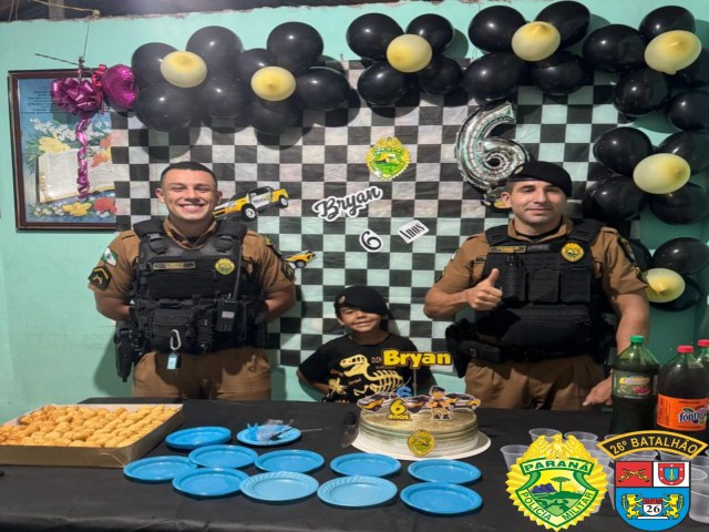 EQUIPE DO 26 BPM REALIZA VISITA PARA ADMIRADOR DA POLCIA MILITAR EM TELMACO BORBA