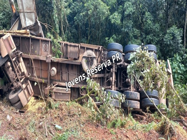 ACIDENTE NA RODOVIA PR -239, ENTRE RESERVA E CNDIDO DE ABREU, DEIXA CONDUTOR FERIDO