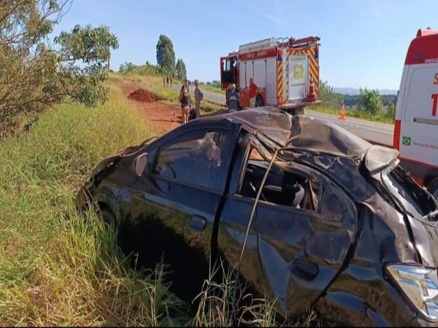 ACIDENTE ENTRE ORTIGUEIRA E TELMACO BORBA DEIXA DUAS PESSOAS FERIDAS 