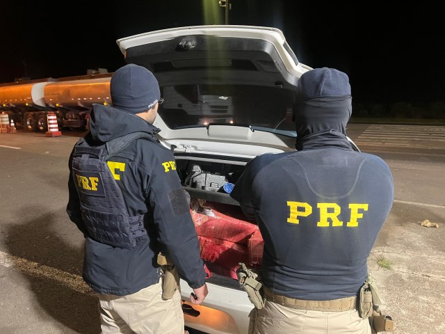 PRF APREENDE MAIS DE 210KG DE MACONHA EM GUARAPUAVA/PR