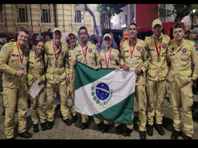 PARAN  VICE-CAMPEO EM COMPETIO DE SALVAMENTO EM ALTURA