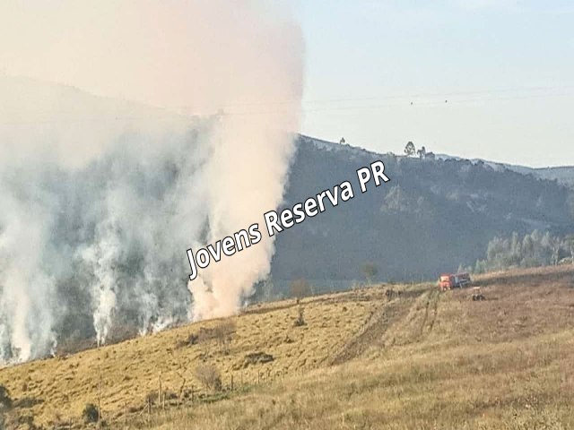 DEFESA CIVIL DE RESERVA ATENDE OCORRNCIA DE INCNDIO NO SINH ANA 