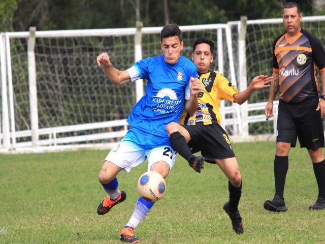 JAGUARIAVA E SO JOO DO TRIUNFO DECIDEM A COPA AMCG DE FUTEBOL NESTE DOMINGO