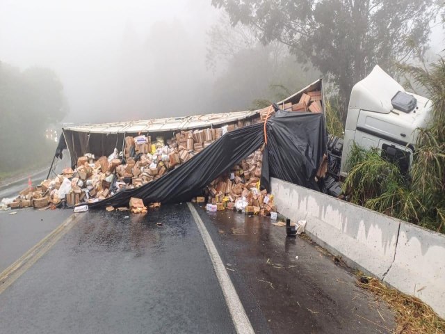 GRAVE ACIDENTE RESULTOU NA MORTE DE DUAS PESSOAS EM ORTIGUEIRA-PR 