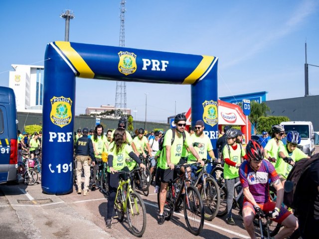 PRF PARAN REALIZA PASSEIO CICLSTICO GRATUITO NO DIA MUNDIAL SEM CARRO