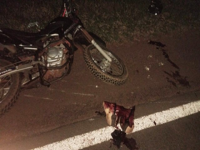 COLISO FRONTAL DEIXA MOTOCICLISTA FERIDO NA PR-466 EM MANOEL RIBAS-PR 