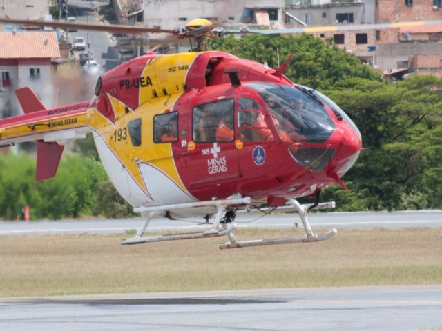 ARCANJO 04 DO CORPO DE BOMBEIROS SOFRE ACIDENTE DURANTE OPERAO DE BUSCA E SALVAMENTO EM OURO PRETO-MG