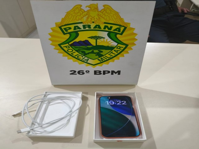 A��O R�PIDA DA PM RESULTA NA PRIS�O DE UMA MULHER AP�S FURTAR IPHONE EM LOJA DE ELETR�NICOS EM TEL�MACO BORBA-PR