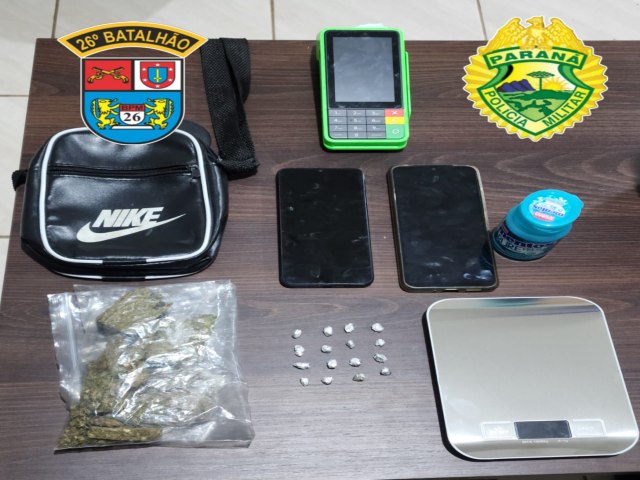 PM ATENDE DEN�NCIA AN�NIMA E PRENDE CASAL POR TR�FICO DE DROGAS EM SAPOPEMA-PR