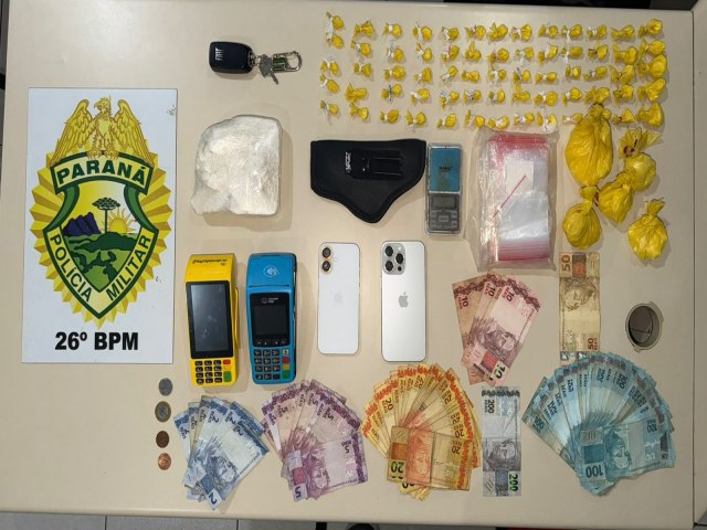 CASAL � PRESO COM QUASE 800 GRAMAS DE COCA�NA, DINHEIRO E EQUIPAMENTOS USADOS NO TR�FICO EM TEL�MACO BORBA-PR