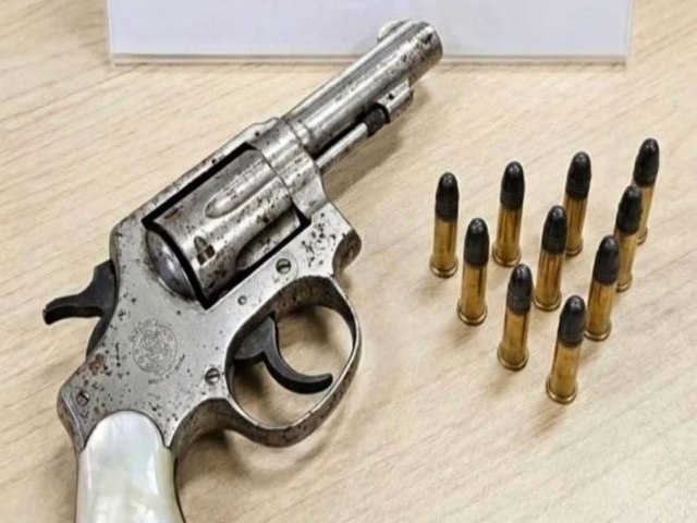 POL�CIA DE C�NDIDO DE ABREU APREENDE ARMA DE FOGO AP�S MANDADO DE BUSCA E APREENS�O 
