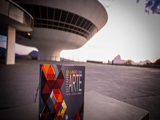 Livro sobre a História da Arte em Niterói é lançado no Bistrô Mac