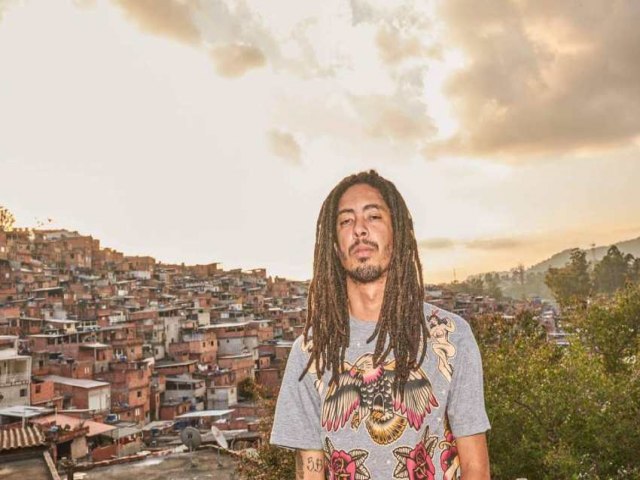 Famlia Sagrada Famlia e Favela Grime: A Revoluo Musical de MC Alfina