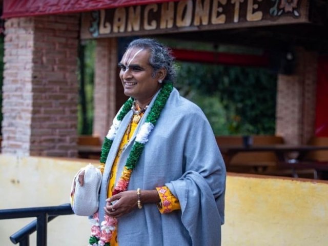 Paramahamsa Vishwananda: O Mestre Espiritual que Inspira e Transforma Vidas com o Amor Divino