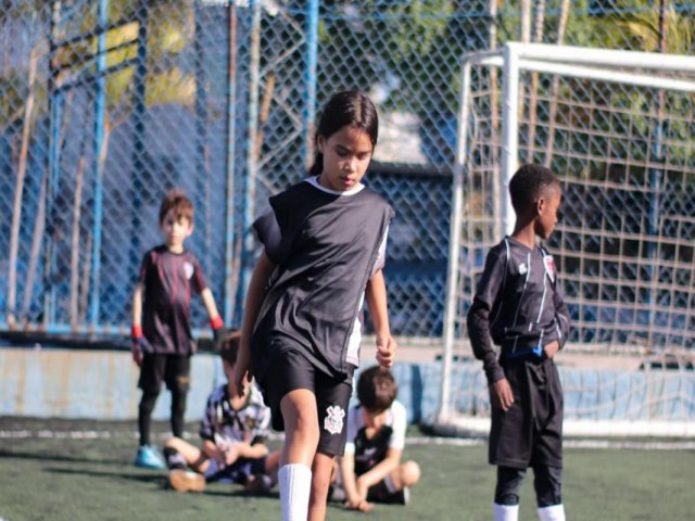 FutCamping re�ne esporte e lazer durante as f�rias escolares na Playball Jr