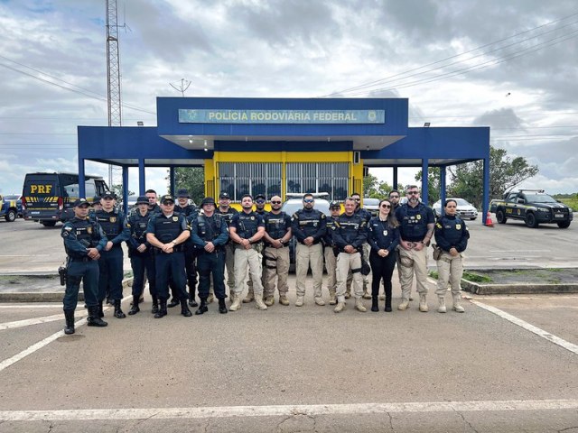 PRF em Roraima intensifica aes de Educao para o Trnsito no Maio Amarelo - Paz no trnsito comea por voc