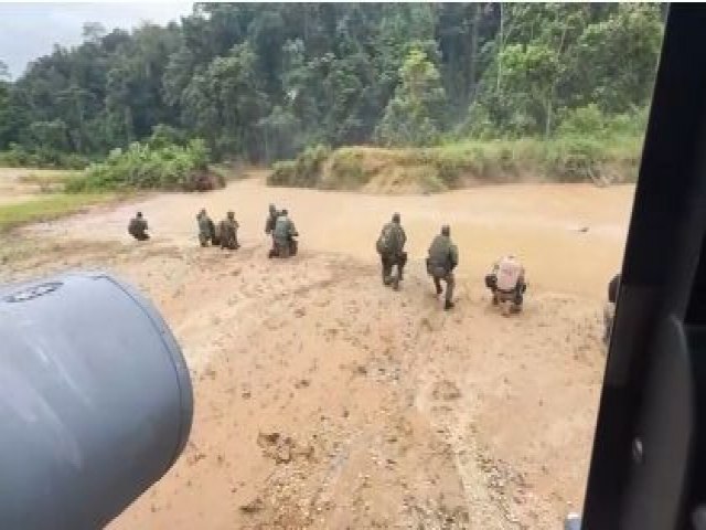 Operao conjunta destroi acampamentos de garimpo na Terra Indgena Yanomami