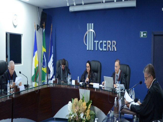 TCE multa ex-gestor municipal em quase R$ 10 mil