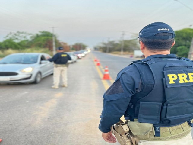 Polcia Rodoviria Federal frustra assalto a mototaxista em Boa Vista