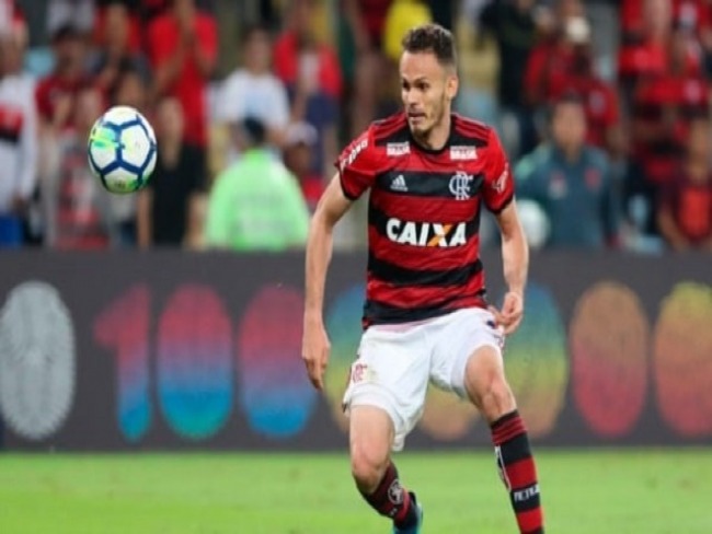 O Piauiense Renê renova com Flamengo por mais dois anos