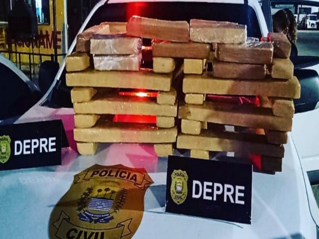 Mulheres são presas transportando 41 tabletes de drogas em ônibus no Piauí