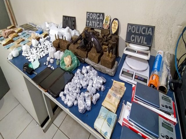 PICOS | Operação apreende mais de R$ 30 mil em espécie, drogas, armas de fogo e munições no povoado Bocolô