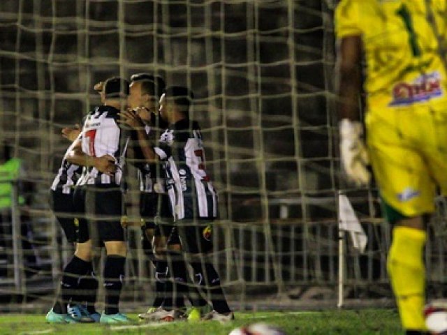 Gol aos 3 minutos levou Altos à derrota para o Botafogo-PB