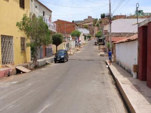 Moradores do bairro São José em Picos denunciam furto da fiação elétrica das casas