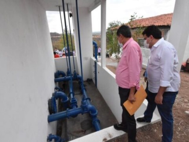Governador inaugura ampliação do sistema de abastecimento de água em Fronteiras