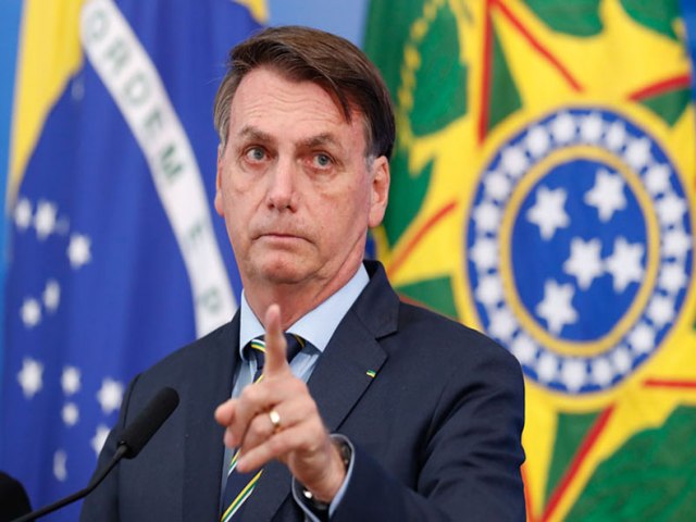 Bolsonaro volta a criticar Anvisa por autorizar vacina em crianças: 