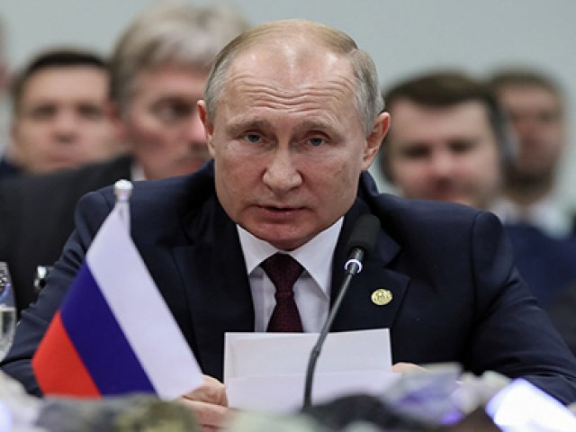 Presidente da Rússia, Putin vê 'passos positivos' em conversa com a Ucrânia