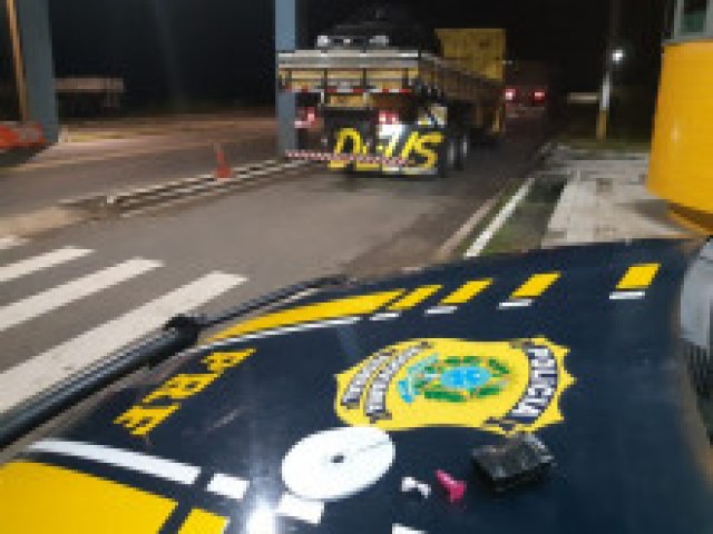 PRF flagra caminhoneiro portando Cocaína para consumo em Valença