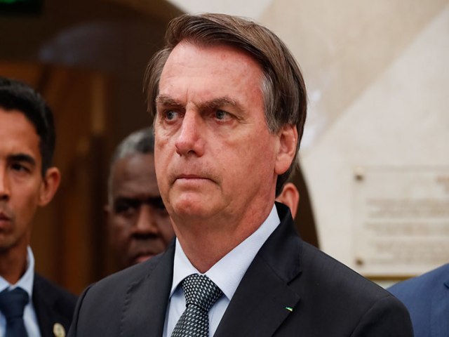 Bolsonaro quer que novo ministro resolva crise dos combustíveis, mas sem intervir no preço