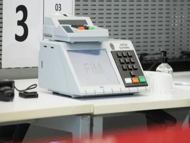 TRE-PI recebe novo lote com 1300 urnas eletrônicas para Eleições 2022