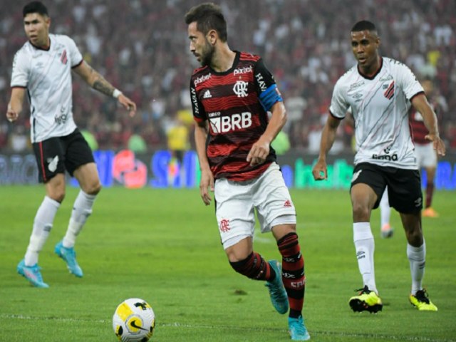 Flamengo não aproveita chances e empata com o Athletico-PR na Copa do Brasil
