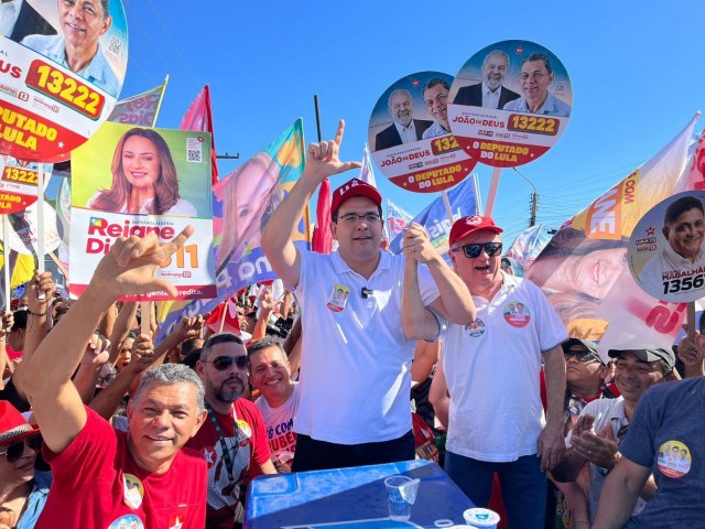 Multidão acompanha Rafael Fonteles em grande caminhada na Zona Norte de Teresina