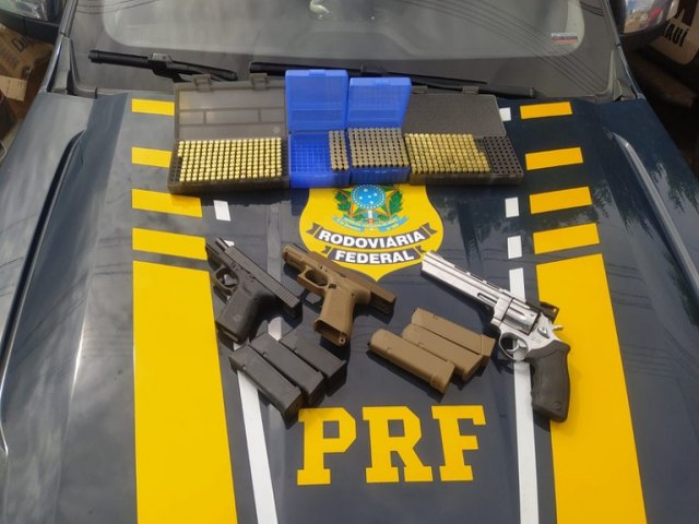 Homem é preso em Picos com três armas e mais de 400 munições