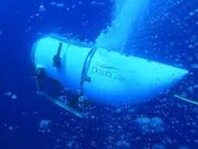 Equipes detectam ruídos subaquáticos em área de submarino desaparecido