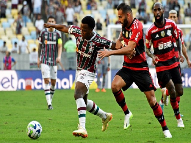 VAR anula dois, e Fluminense e Flamengo empatam sem gols pelo Brasileirão
